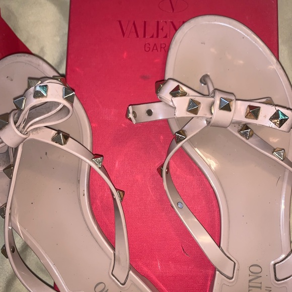 Valentino Garavani rockstud PVC sandal - Picture 2 of 3